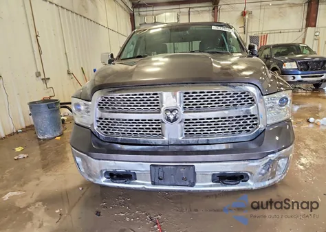 2017 Ram 1500 Laramie из США, поврежденный, VIN 1C6RR7NTXHS852193
